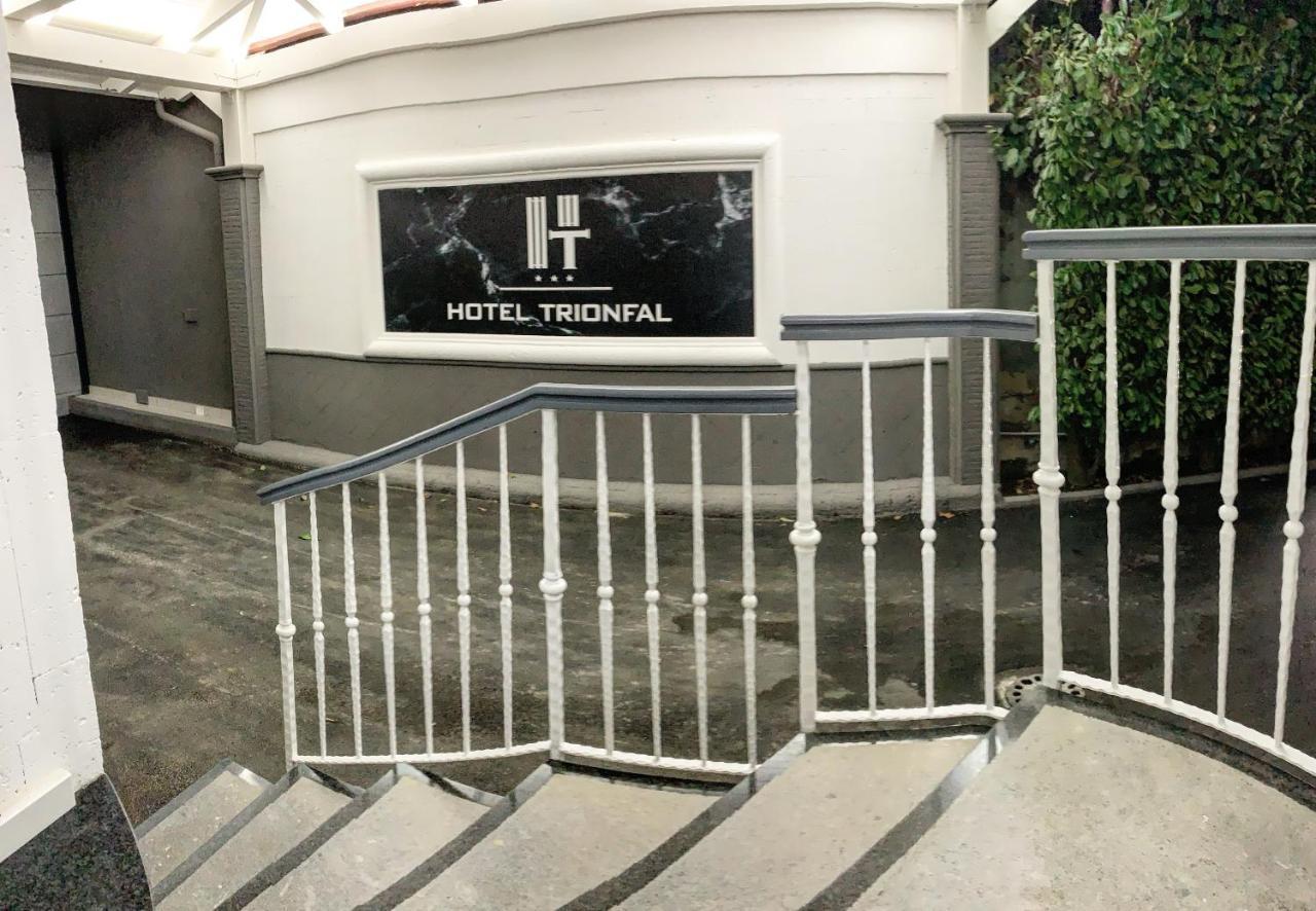 Hotel Trionfal Qualiano Esterno foto